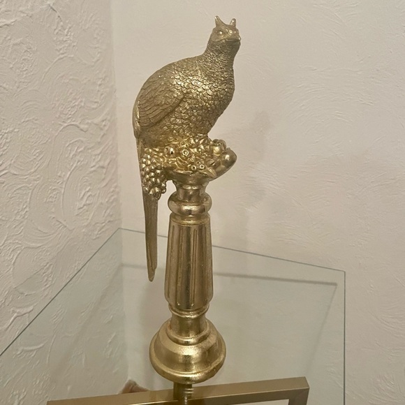 Gold Table Decor - Picture 8 of 9